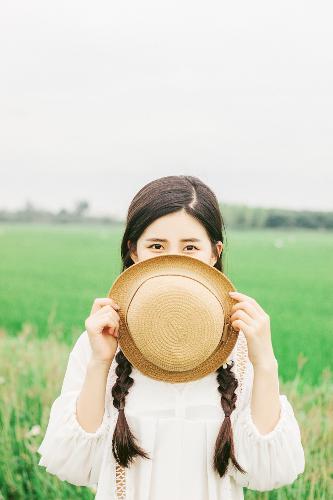 《卖房子的女人》,出轨的女人